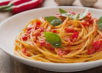 Infinite Variations of Italian Noodles: The Fusion of Classics and Modernity