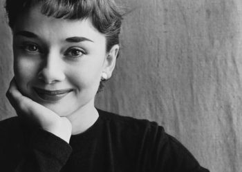 Irving Penn’s Summer of Love Photos Showcased in San Francisco