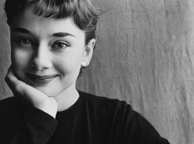 Irving Penn’s Summer of Love Photos Showcased in San Francisco