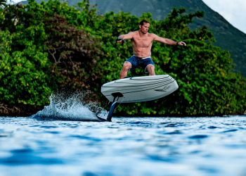 The Rise of Hydrofoil Tech: Lift Foils’ Lift3 F Revolutionizes Surfing Expeditions