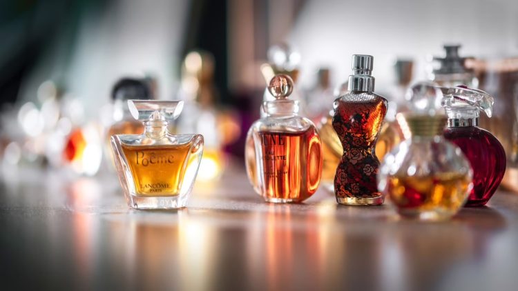 Signature Fragrances: Finding the Perfect Scent to Complement Your Personal Style