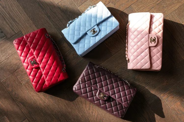 Mastering the Art of Luxury Accessories: How to Elevate Your Wardrobe with Statement Pieces