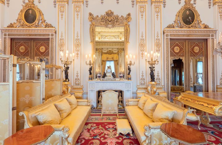 Palatial Estates: Discovering the World’s Most Magnificent Historic Homes