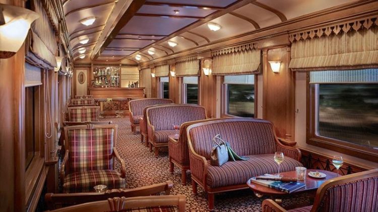 What Kind of High-End Transportation Can Provide You with the Ultimate Luxury Experience?