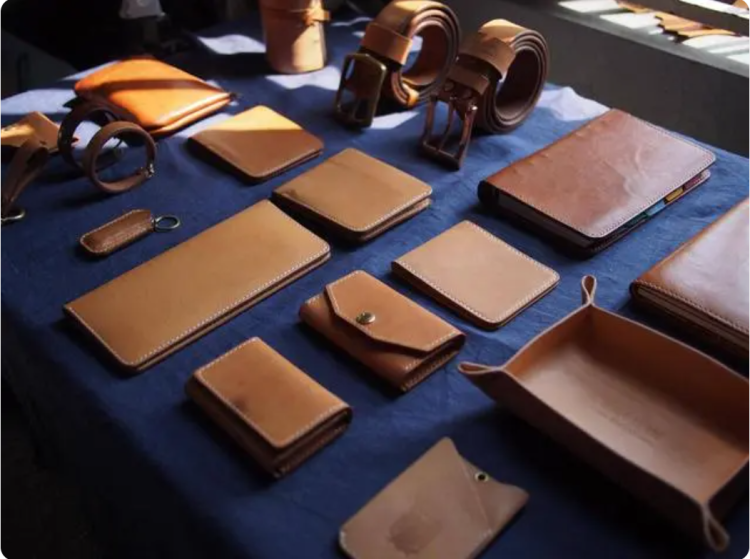 The Craftsmanship and Design Behind Top Leather Goods Brands: What Makes Them Unique?